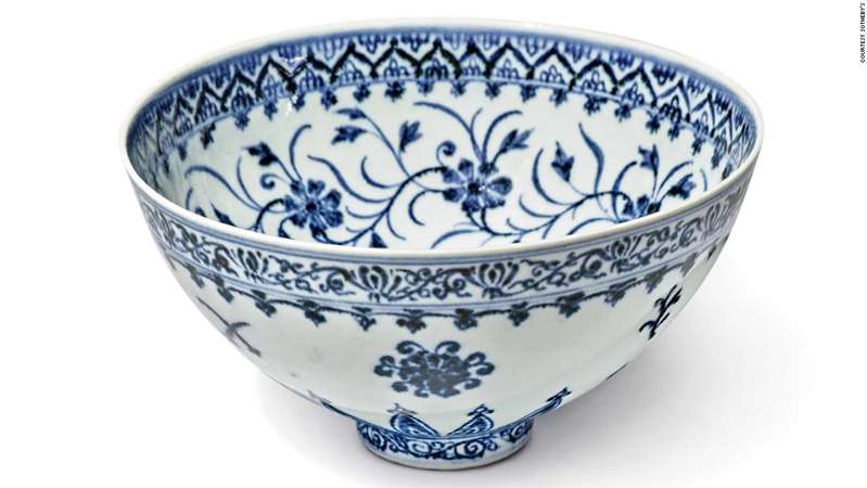 A picture containing ceramic ware, porcelain, tablewareDescription automatically generated